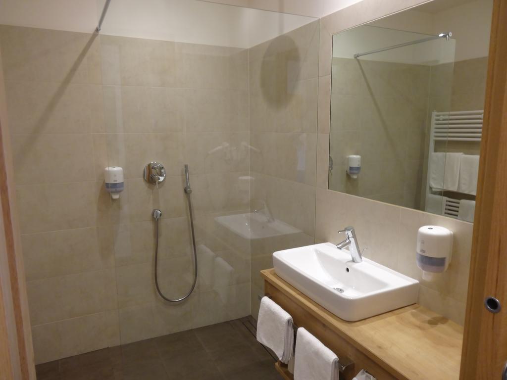 Hotel Gasthof Kircher Fiè Eksteriør billede